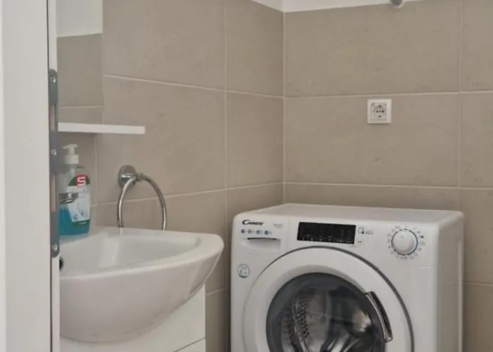 아파트 Port 풀라