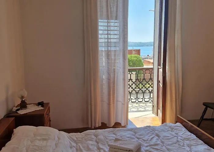 Port 아파트 풀라